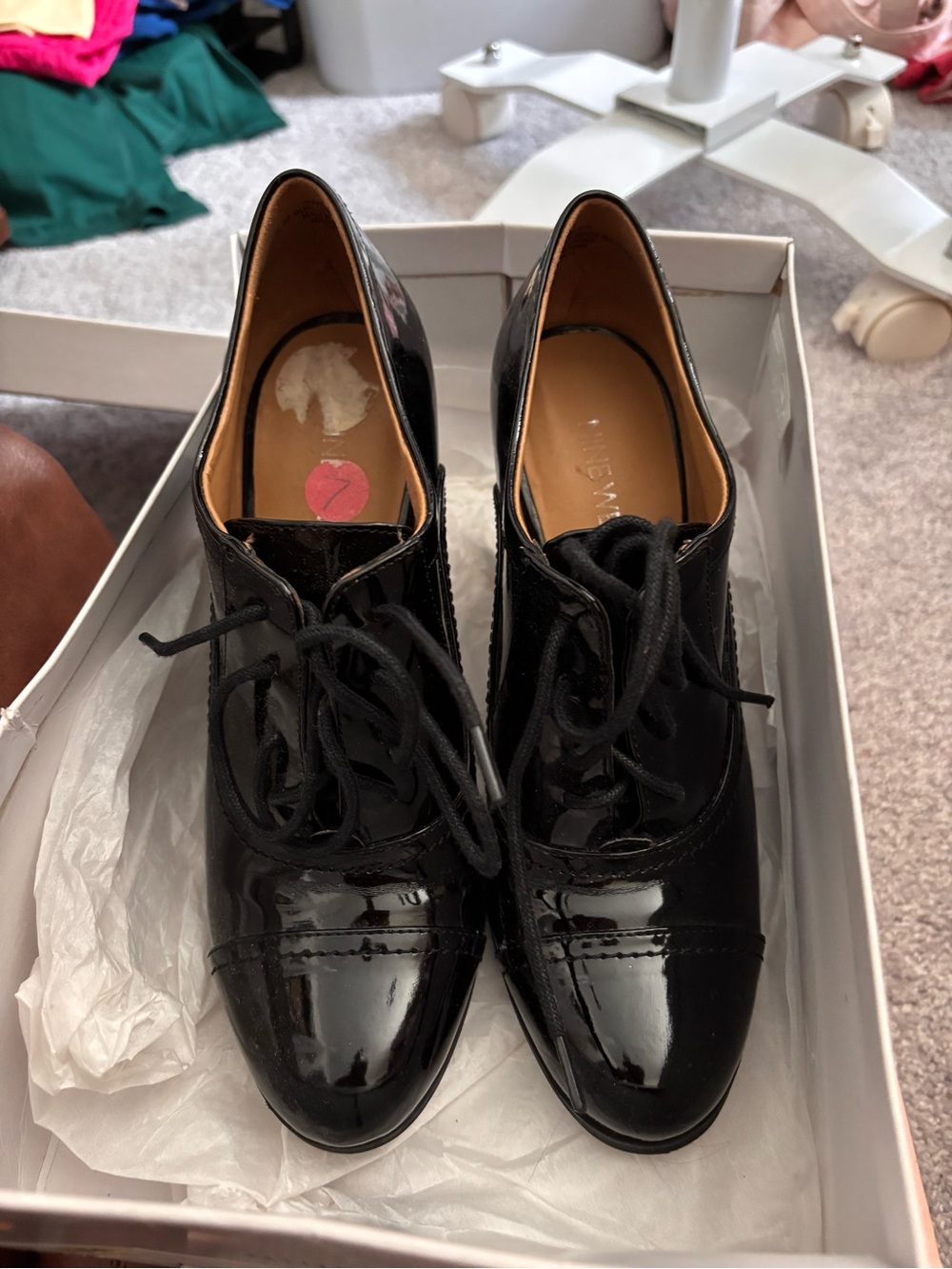NINE WEST NOSTALGIA HEELS GLOSSY BLACK - Picture 2 of 5